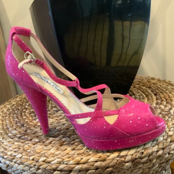 Oscar De La Renta Splatter Peep Toe Sz 38 Shoe - Picture 1 of 3